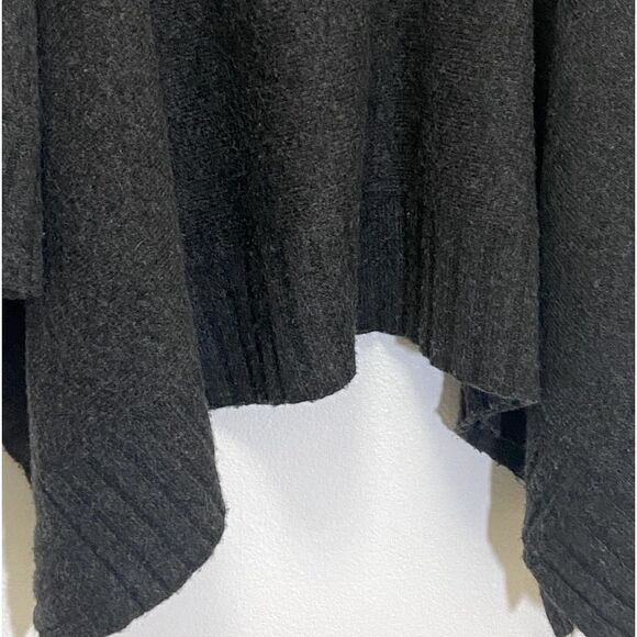 Lou & Grey - Turtle Neck Rib Trim Cape Poncho in Charcoal - size XS - Picture 9 of 10
